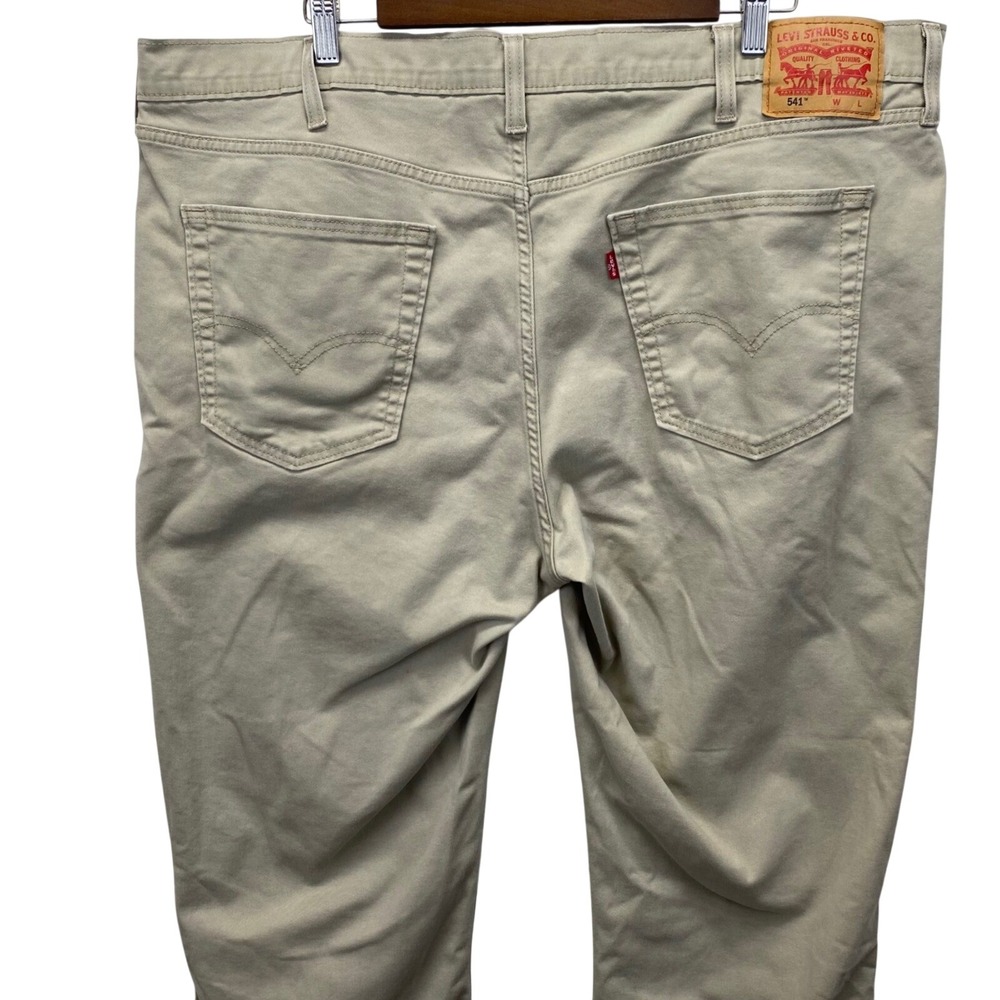 Levis 541 Athletic Taper Pants Mens 44x36 (44x 33.25) Khaki Tan Cotton Blend